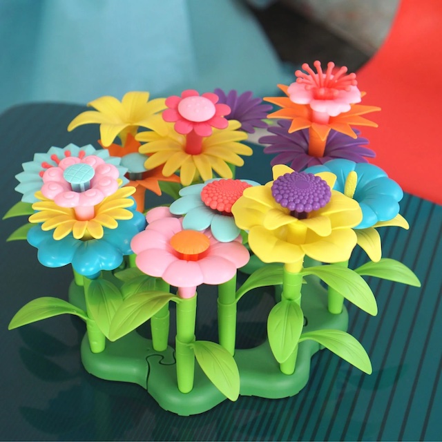 flower stacking toy